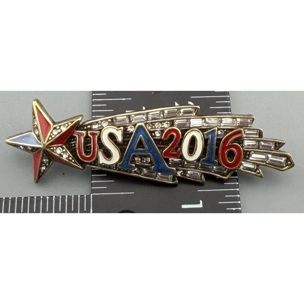 Vintage Heidi Daus Brooch 2016 USA Star Brooch Red White Blue Rhinestone 3